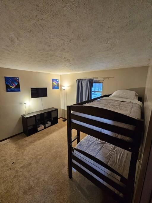 Pocono's Apartment *